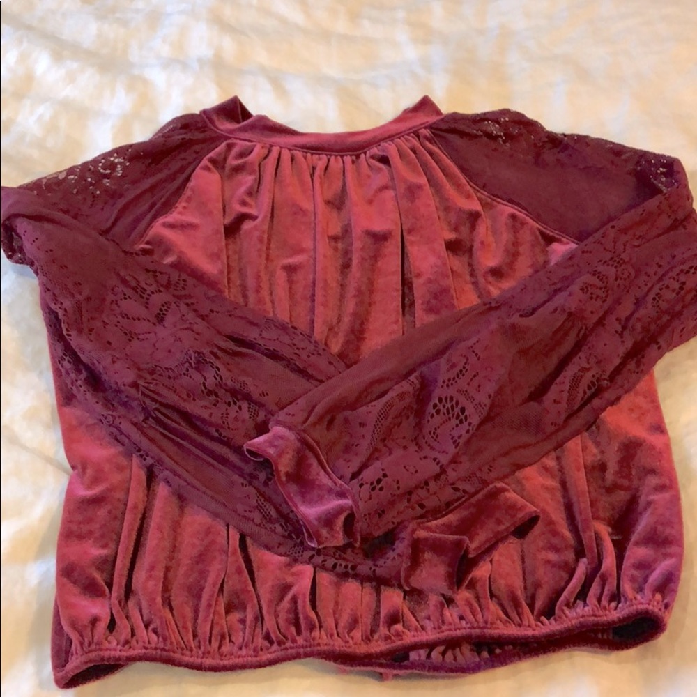 Velvet lace long sleeve shirt